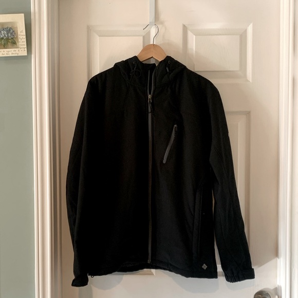 Mens Columbia Omni-Wind Black hooded jacket. Gently used. Flaws shown. Large - Picture 2 of 14